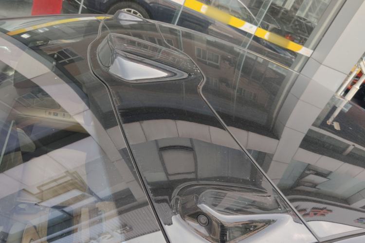 Used Nio ET9 2025 100kWh Signature Edition Roof