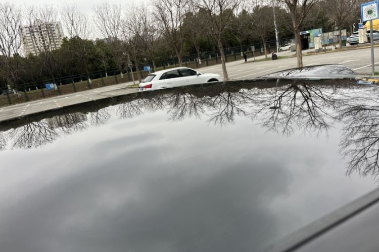 Used Nio ET9 2025 100 kWh Roof