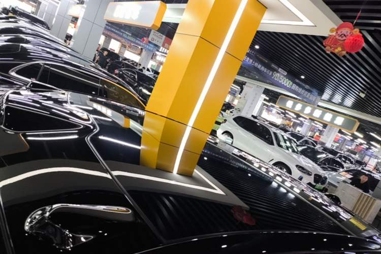 Used Nio ET9 2025 100kWh Signature Edition Roof