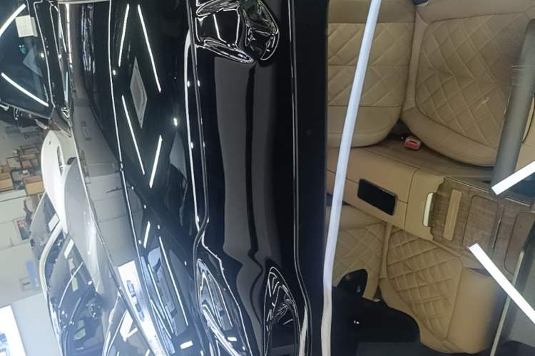 Used Nio ET9 2025 100kWh Signature Edition Roof