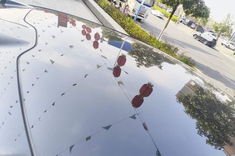 Used Nio ET9 2025 100 kWh Roof
