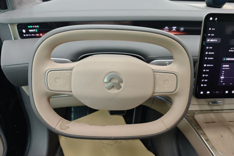 Used Nio ET9 2025 100kWh Signature Edition Steering Wheel