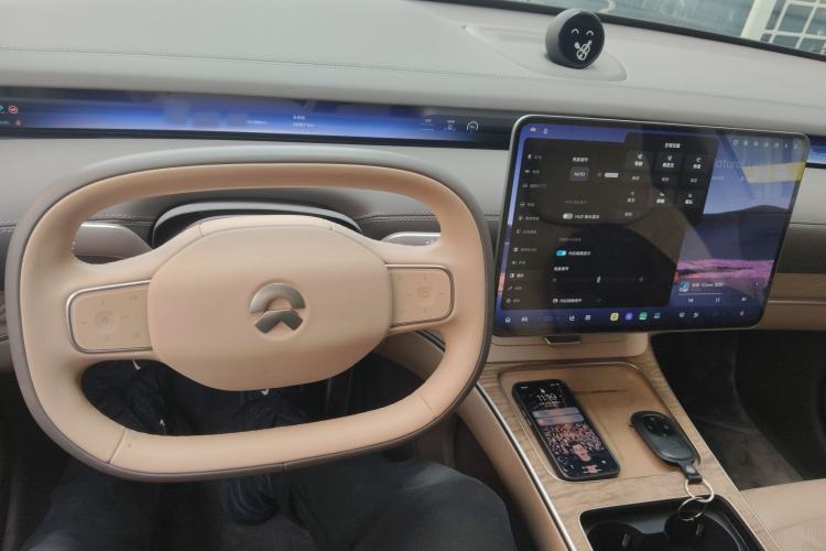Used Nio ET9 2025 100kWh Signature Edition Steering Wheel