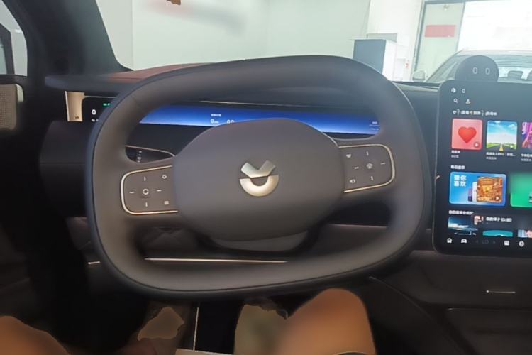 Used Nio ET9 2025 100 kWh Steering Wheel