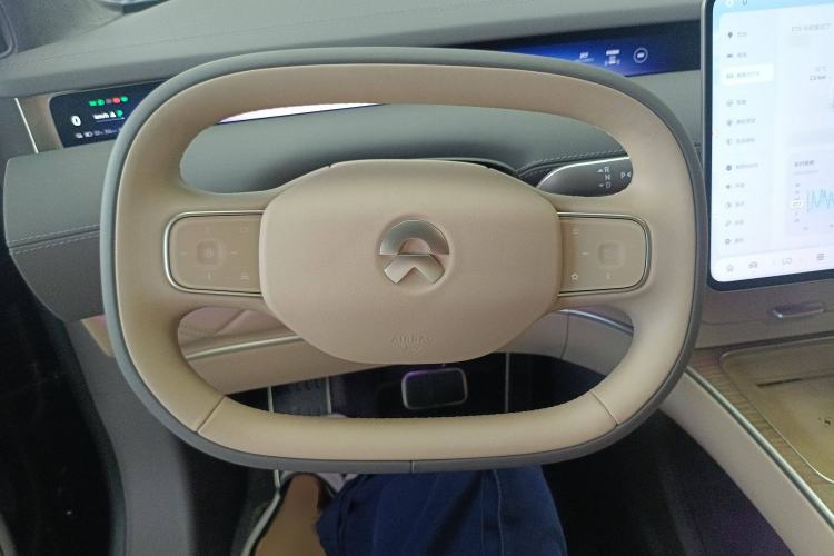 Used Nio ET9 2025 100kWh Signature Edition Steering Wheel