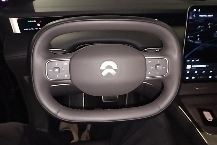 Used Nio ET9 2025 100kWh Signature Edition Steering Wheel
