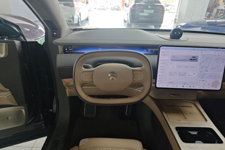 Used Nio ET9 2025 100 kWh Steering Wheel