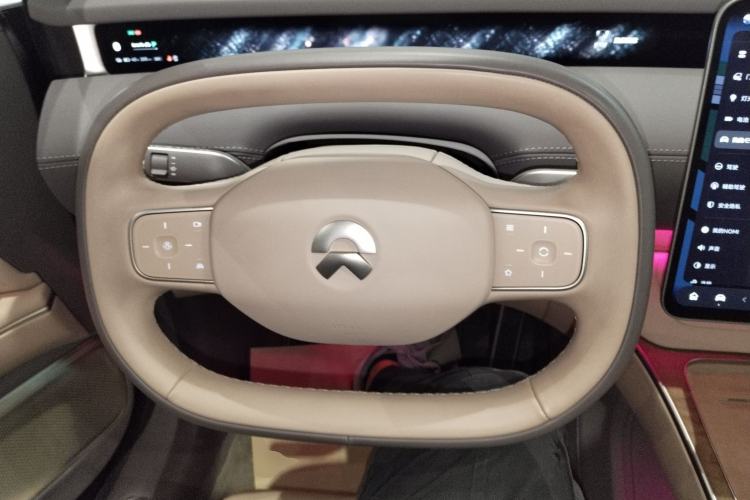 Used Nio ET9 2025 100kWh Signature Edition Steering Wheel