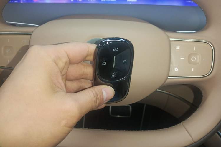 Used Nio ET9 2025 100kWh Signature Edition Vehicle Key