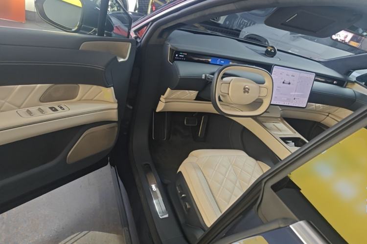 Used Nio ET9 2025 100kWh Signature Edition Driver Seat
