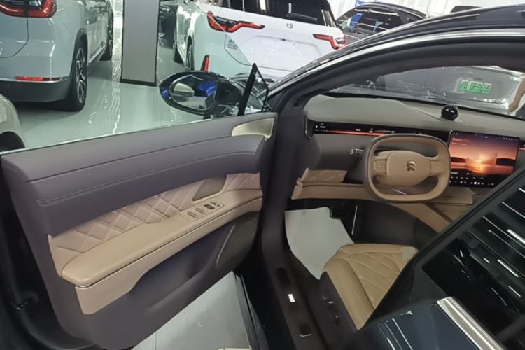 Used Nio ET9 2025 100kWh Signature Edition Driver Seat