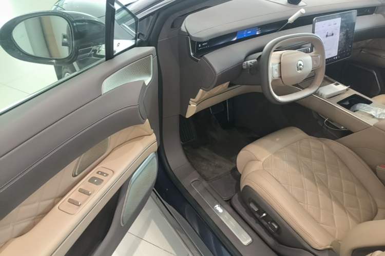 Used Nio ET9 2025 100 kWh Driver Seat