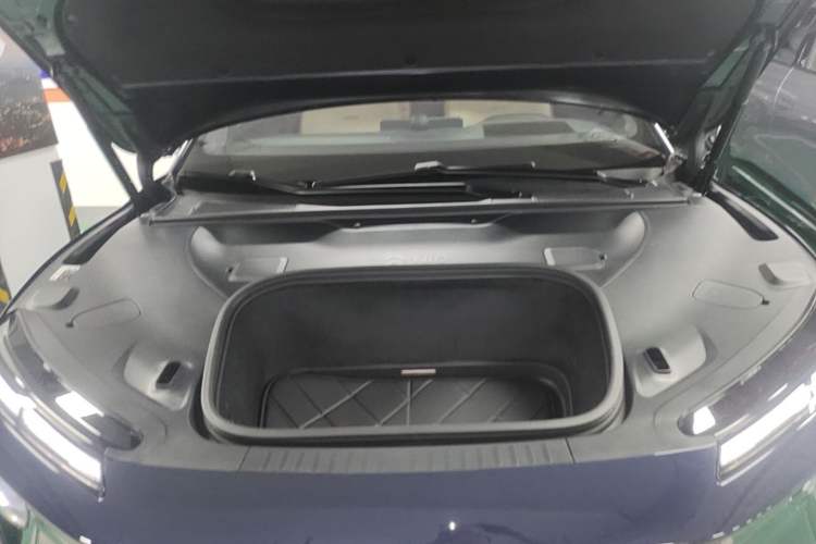 Used Nio ET9 2025 100kWh First-Edition Limited Edition Engine Bay