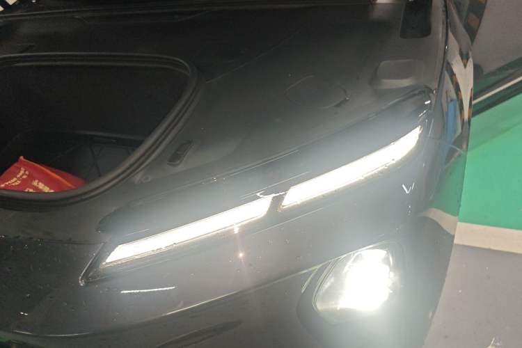 Used Nio ET9 2025 100kWh First-Edition Limited Edition Engine Bay Left