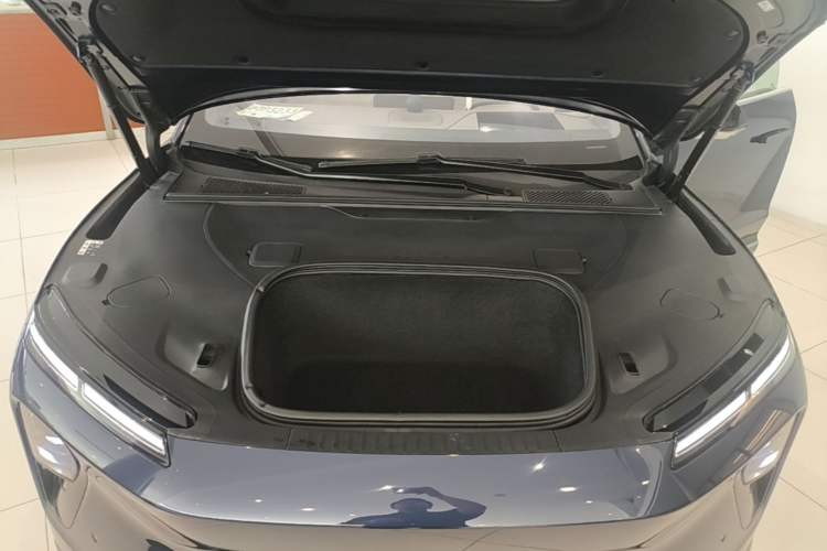 Used Nio ET9 2025 100 kWh Engine Bay