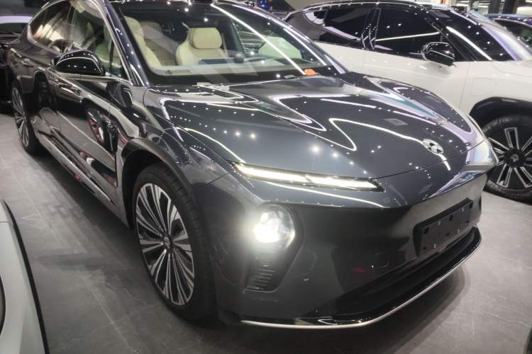 Used Nio ET9 2025 100kWh Signature Edition Exterior 1