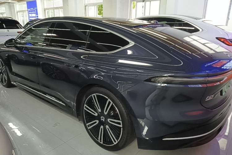 Used Nio ET9 2025 100kWh Signature Edition Exterior 2