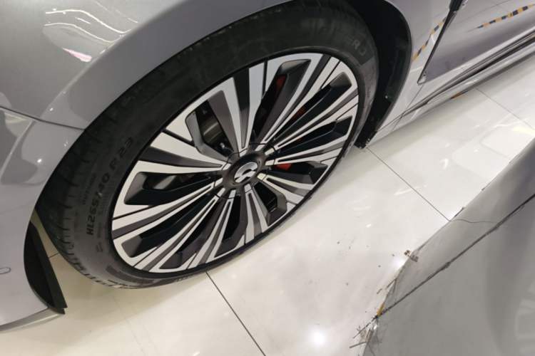 Used Nio ET9 2025 100kWh Signature Edition Exterior 2