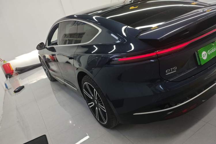 Used Nio ET9 2025 100kWh Signature Edition Exterior 3