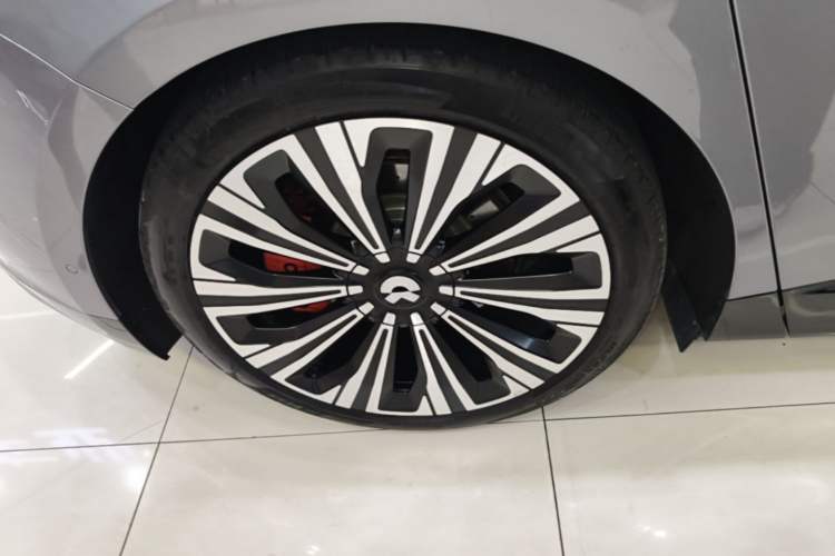 Used Nio ET9 2025 100kWh Signature Edition Exterior 3