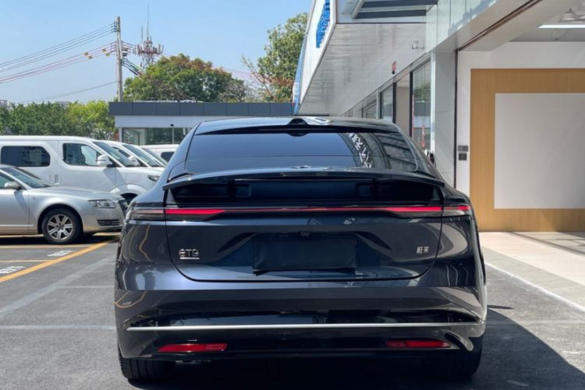Used Nio ET9 2025 100kWh Signature Edition Exterior 4