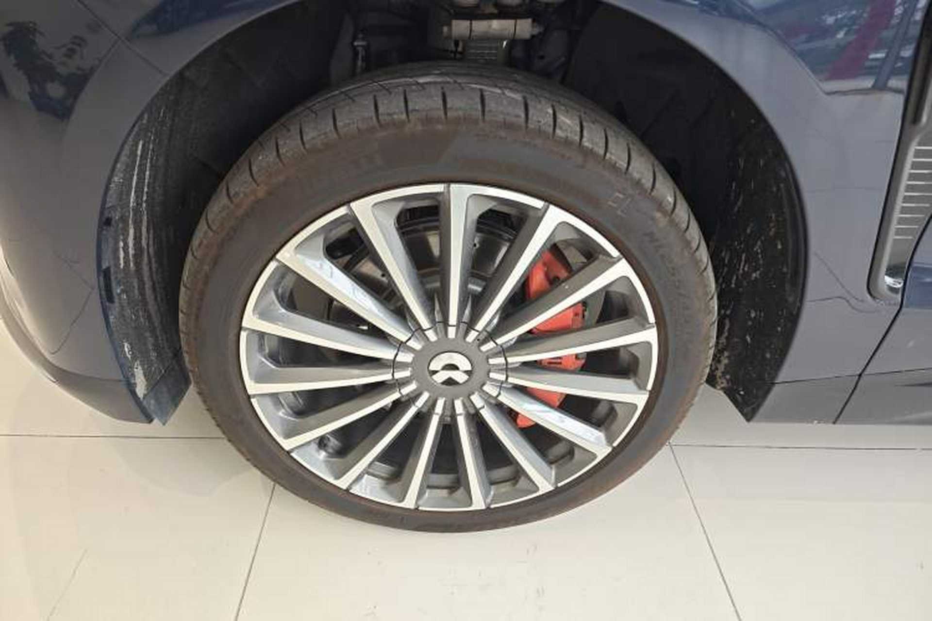 Used Nio ET9 2025 100 kWh Exterior 4