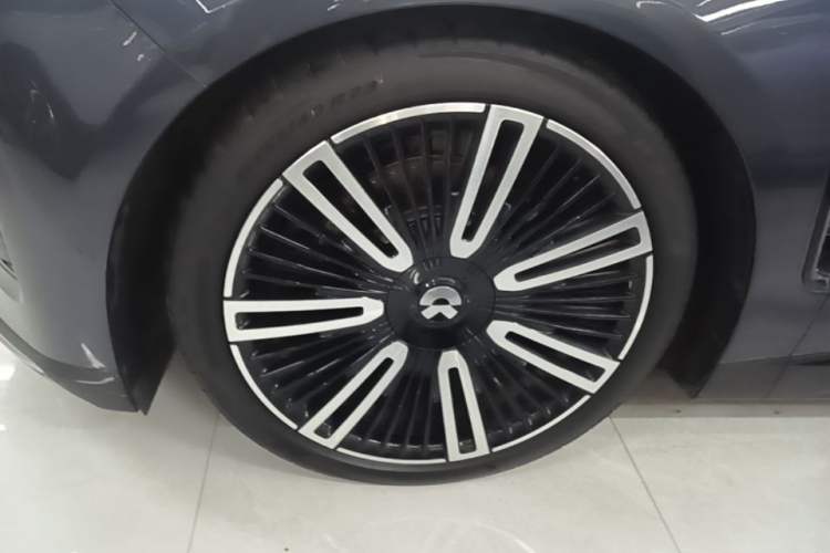 Used Nio ET9 2025 100kWh Signature Edition Exterior 4