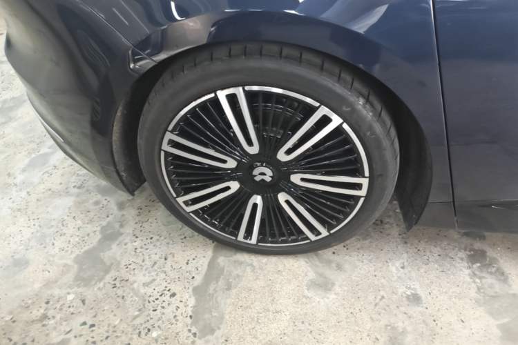 Used Nio ET9 2025 100kWh Signature Edition Exterior 5