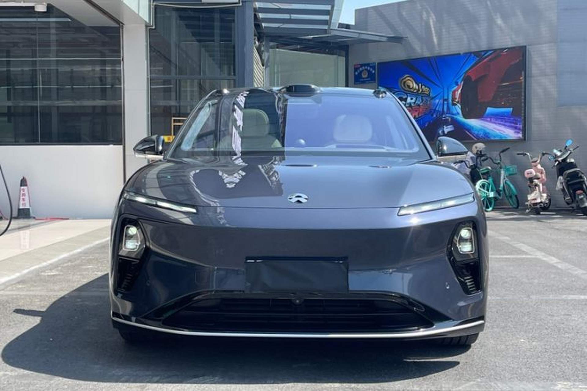 Used Nio ET9 2025 100kWh Signature Edition Exterior 5