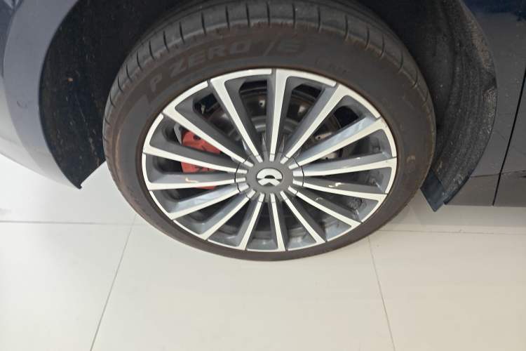 Used Nio ET9 2025 100 kWh Exterior 5