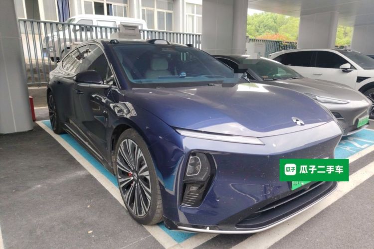 Used Nio ET9 2025 100kWh First-Edition Limited Edition Front Right 45 Deg