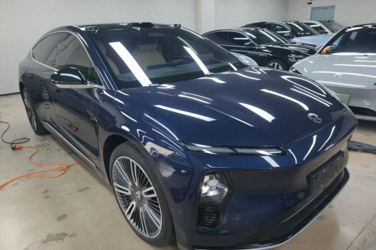 Used Nio ET9 2025 100kWh First-Edition Limited Edition Front Right 45 Deg