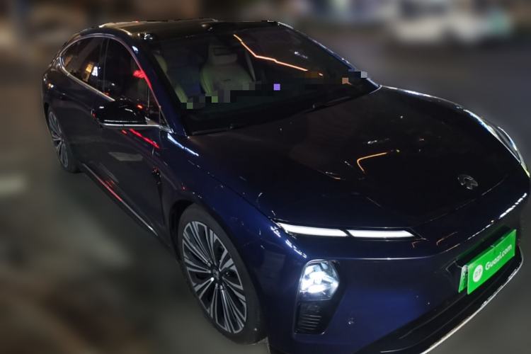 Used Nio ET9 2025 100 kWh Front Right 45 Deg