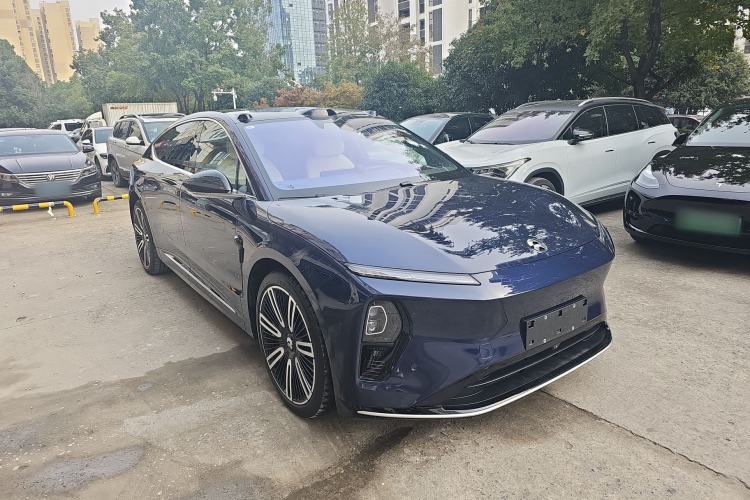 Used Nio ET9 2025 100kWh Signature Edition Front Right 45 Deg