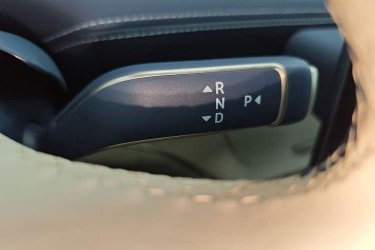 Used Nio ET9 2025 100kWh Signature Edition Gear Lever