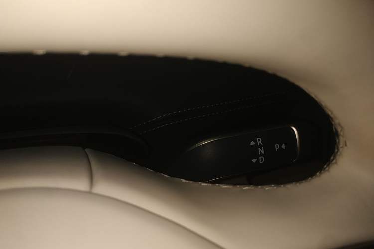 Used Nio ET9 2025 100kWh Signature Edition Gear Lever