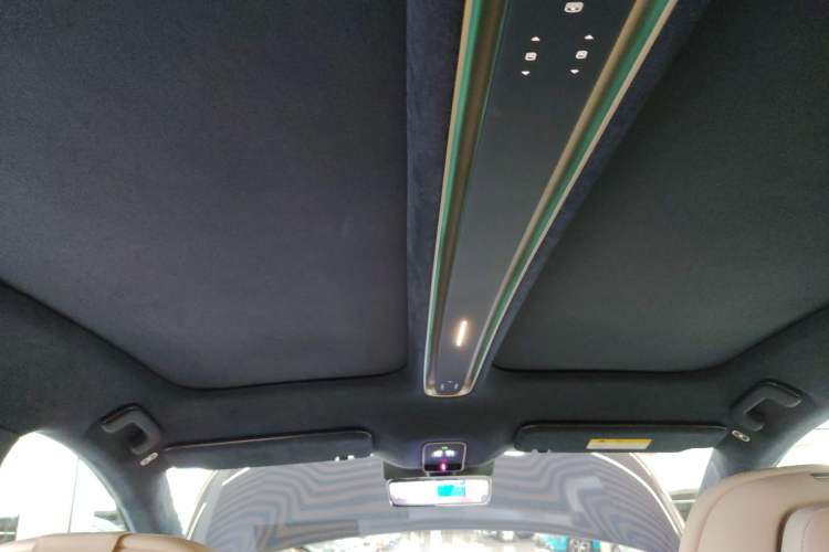 Used Nio ET9 2025 100kWh Signature Edition Headliner