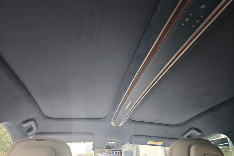 Used Nio ET9 2025 100kWh Signature Edition Headliner