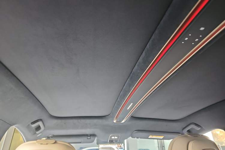 Used Nio ET9 2025 100kWh Signature Edition Headliner