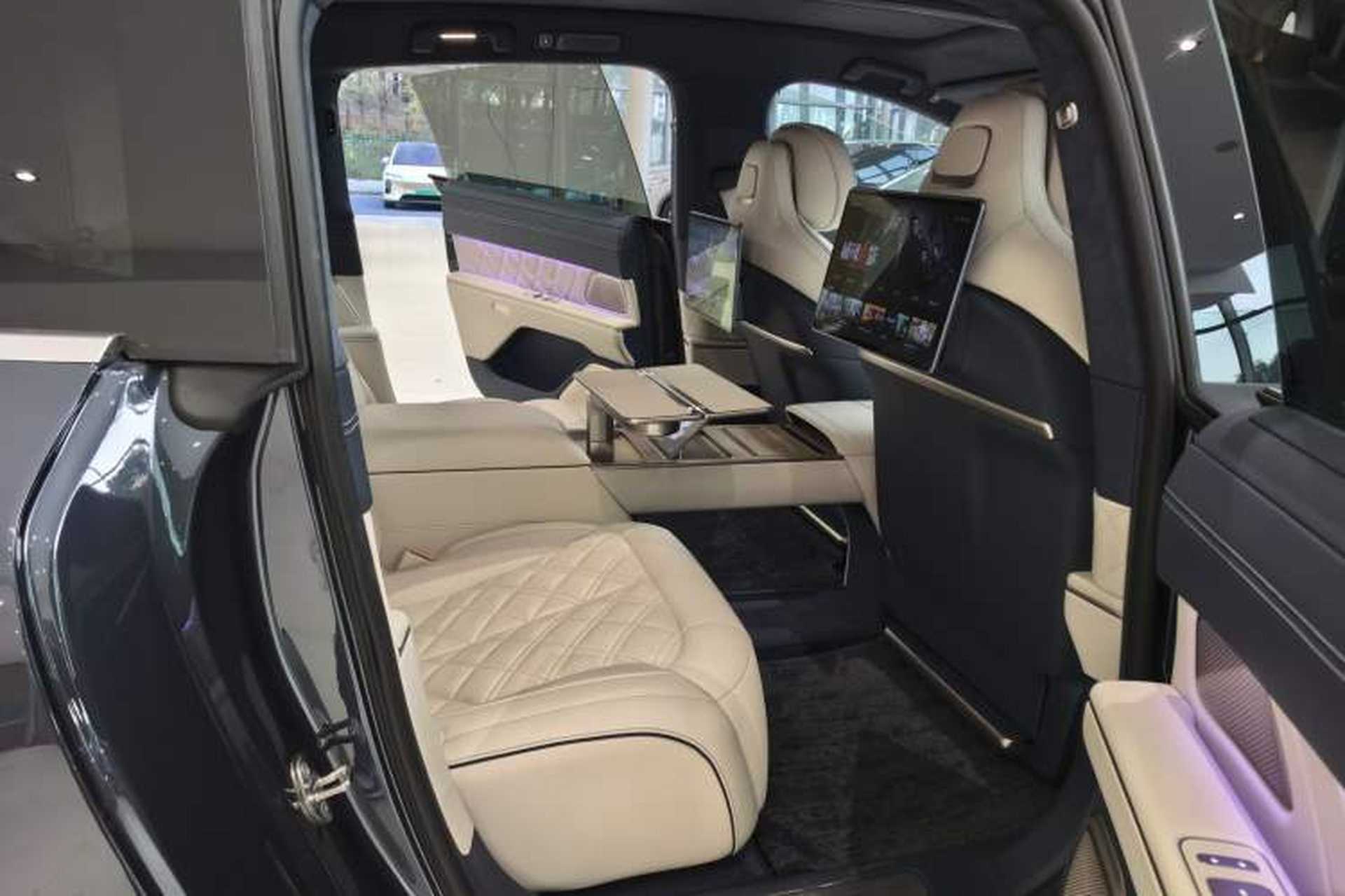 Used Nio ET9 2025 100kWh Signature Edition Interior 1