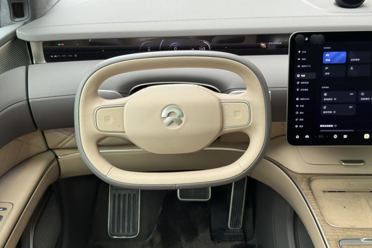 Used Nio ET9 2025 100kWh Signature Edition Interior 2