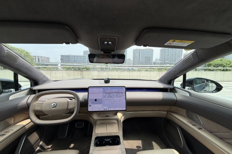 Used Nio ET9 2025 100kWh Signature Edition Interior 2