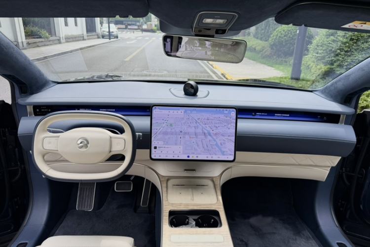 Used Nio ET9 2025 100kWh Signature Edition Interior 3