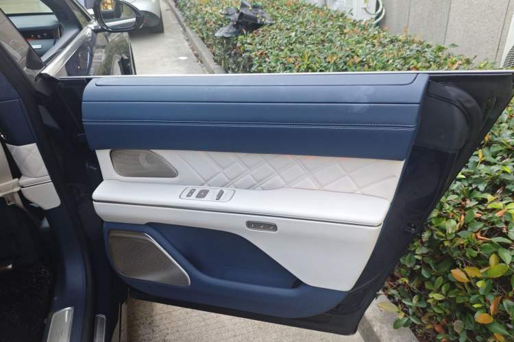 Used Nio ET9 2025 100kWh First-Edition Limited Edition Interior 6