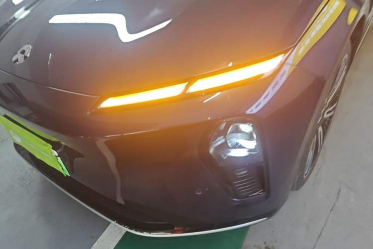 Used Nio ET9 2025 100kWh Signature Edition Left Front Headlight