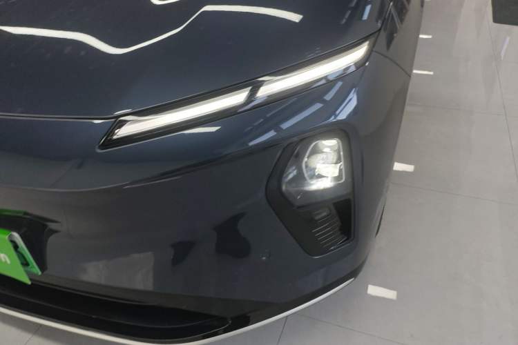 Used Nio ET9 2025 100kWh Signature Edition Left Front Headlight