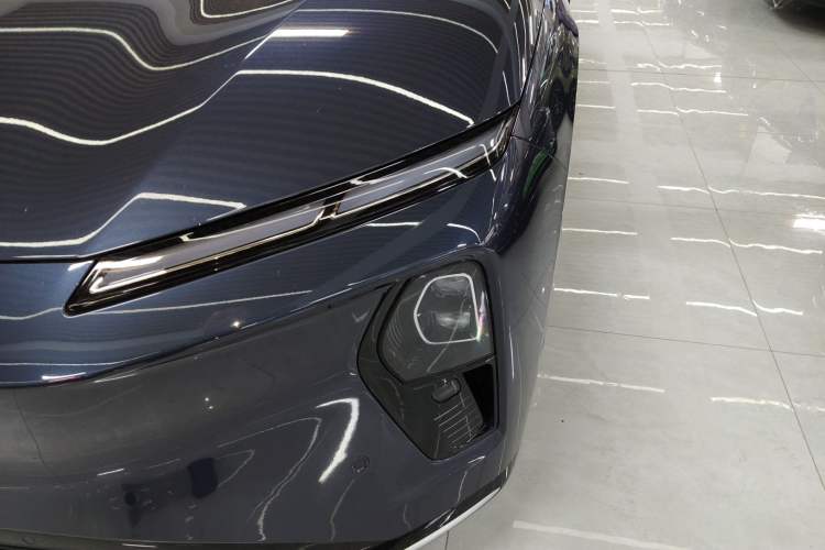 Used Nio ET9 2025 100kWh Signature Edition Left Front Headlight