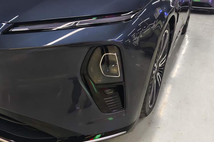 Used Nio ET9 2025 100kWh Signature Edition Left Front Headlight