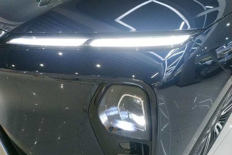 Used Nio ET9 2025 100kWh Signature Edition Left Front Headlight