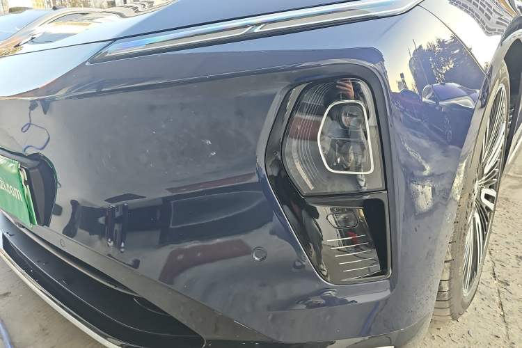 Used Nio ET9 2025 100kWh Signature Edition Left Front Headlight